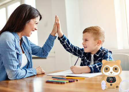 ADEL Aerosoltoestel met Digitaal Display &ndash; Veilige &amp; Stille Nebulizer/Vernevelaar &ndash; Inhalator in Vrolijk Beer Design voor Gezonde Ademhaling bij Kinderen